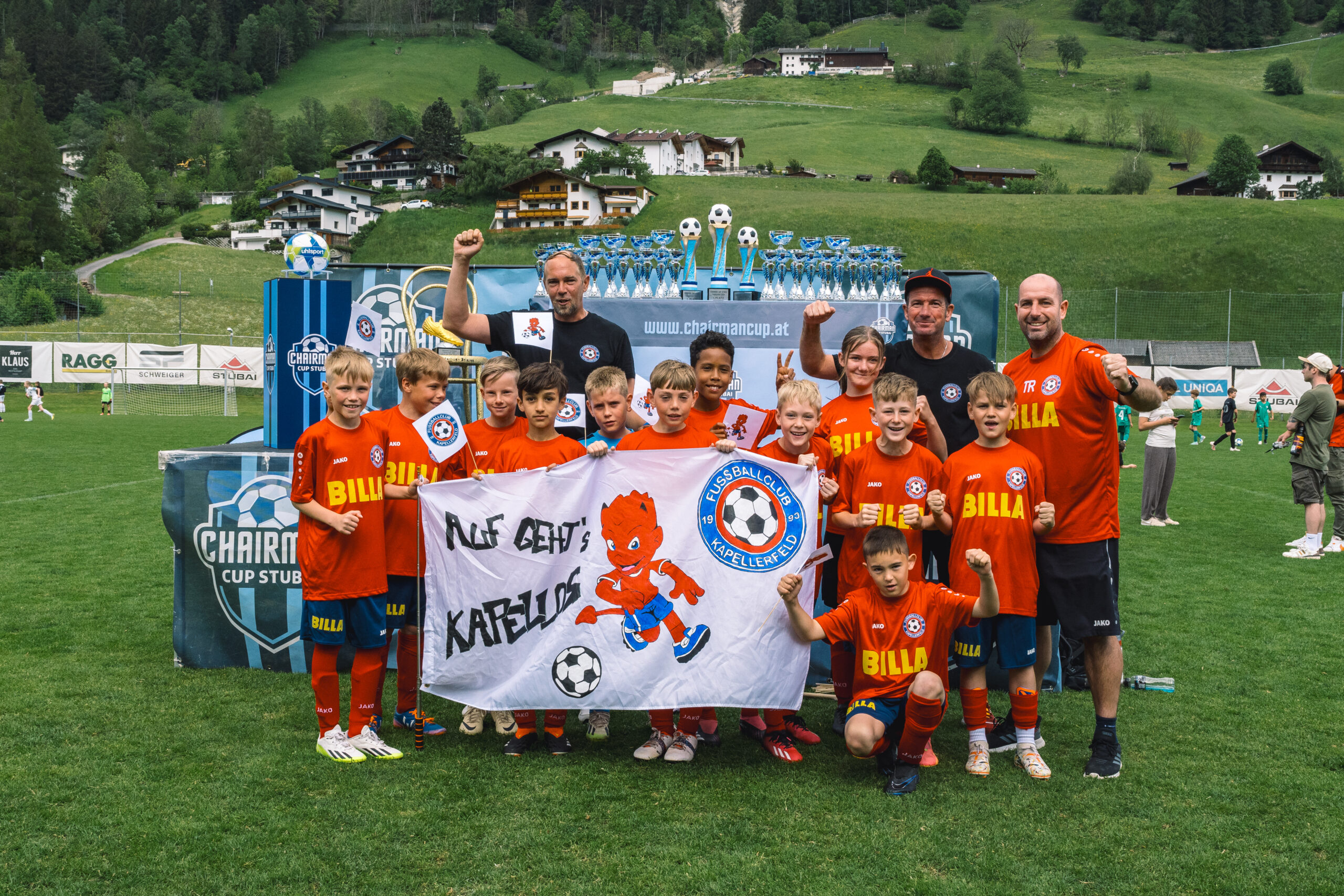 Read more about the article DAS U10 TEAM DES FC KAPELLERFELD BEI EINEM INTERNATIONALEN FUßBALLTURNIER IN TIROL!!