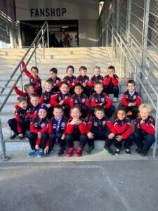 Read more about the article U8 als Begleitkinder bei der Austria Wien
